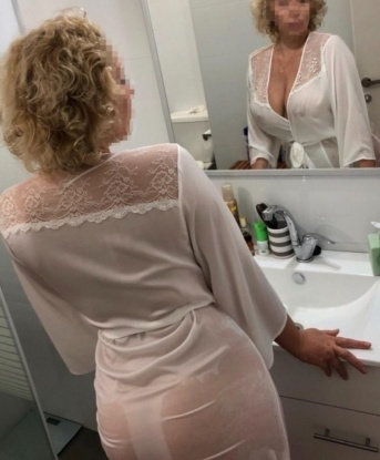 Анкета проститутки Уля - город Чугуев, 37 лет, №13191